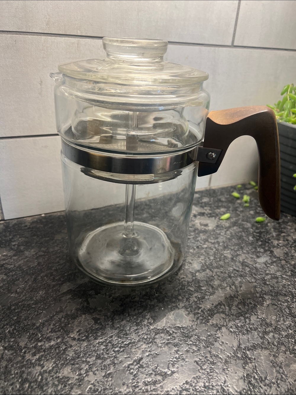 Pyrex Flameware Glass Coffee Percolator with Wood-Tone Handle - Clear model 7826